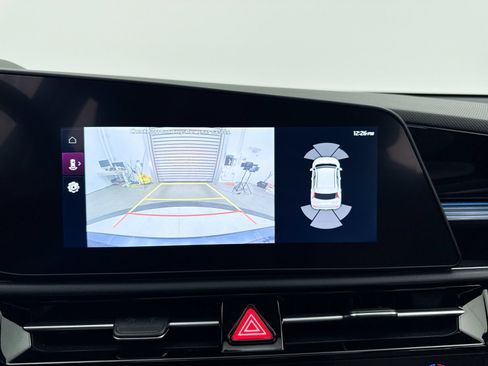 Certified 2024 Kia Niro SX Touring FWD image 11