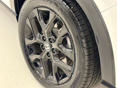 Certified 2024 Honda HR-V Sport image 10