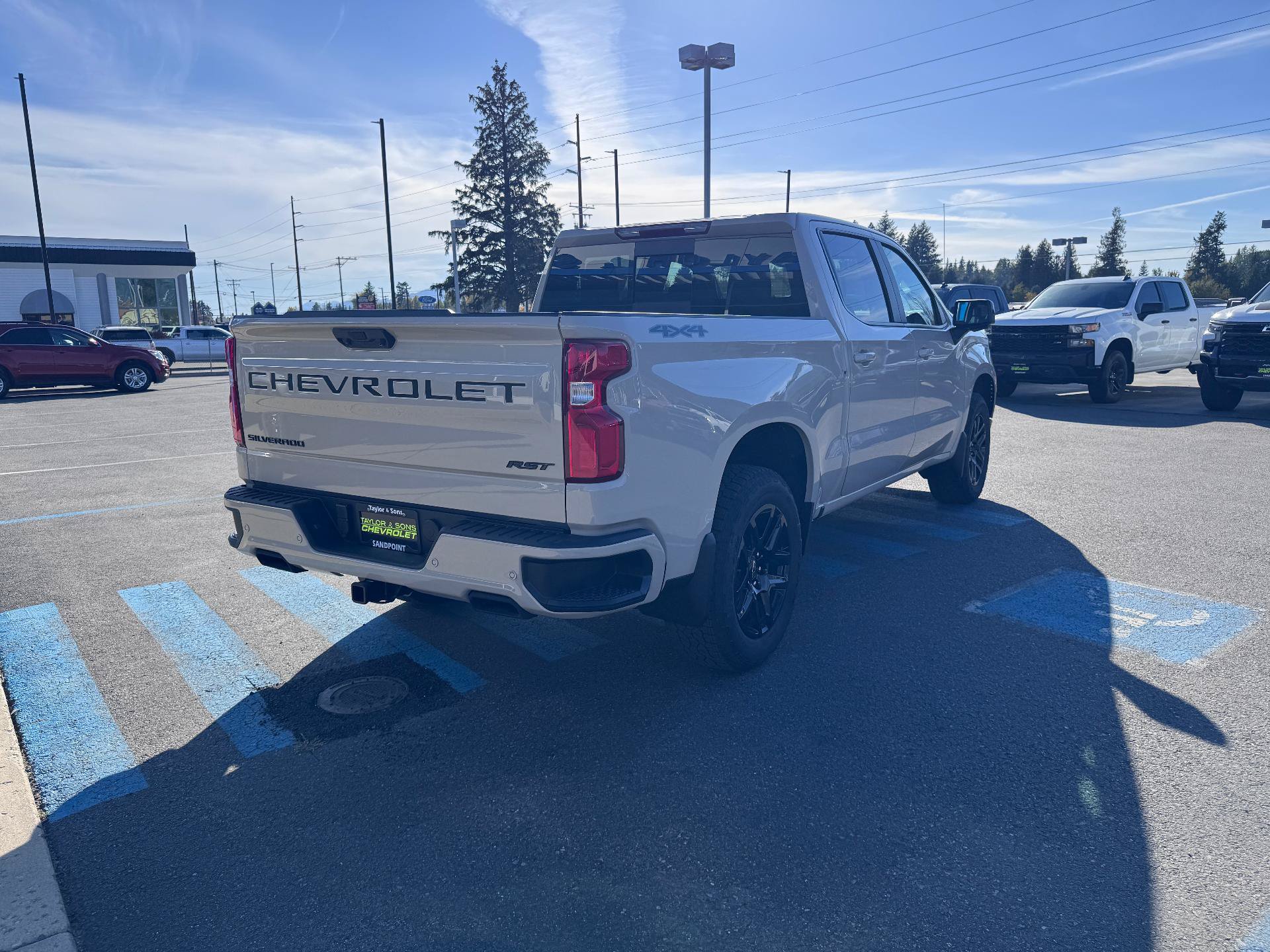 New 2026 Chevrolet Silverado 1500 RST w/ RST All Star Premium Package AWD/4WD image 7