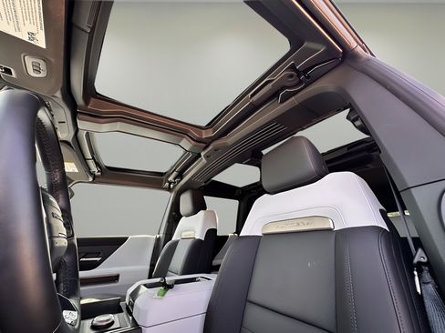 Used 2025 GMC Hummer EV 3X AWD/4WD image 22