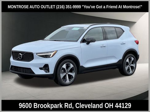 New 2026 Volvo XC40 B5 Plus w/ Climate Package AWD/4WD image 1