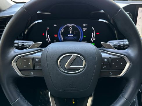 Used 2025 Lexus NX 350h AWD w/ Premium Package image 16