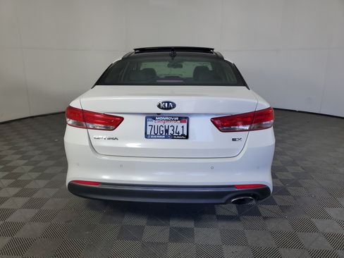 Used 2016 Kia Optima EX w/ Premium Package FWD image 5