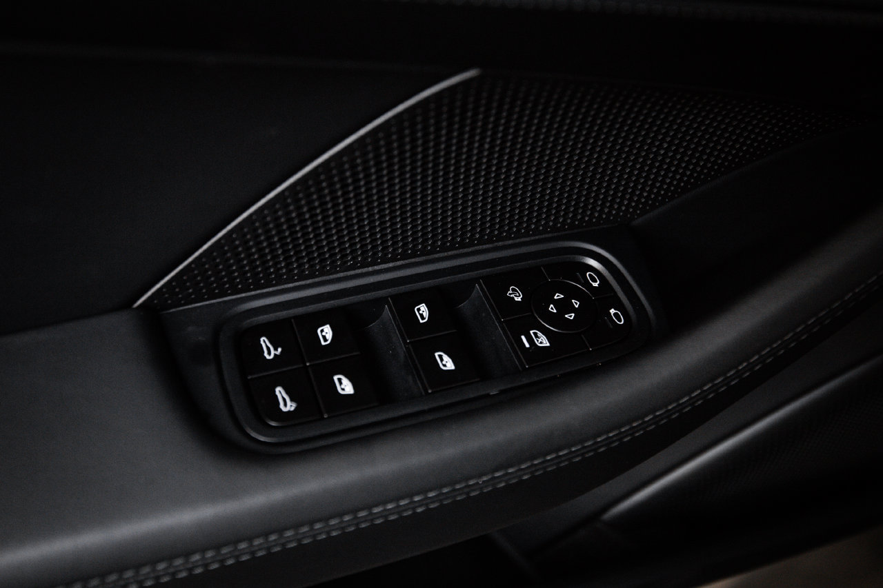 Certified 2026 Porsche Panamera RWD image 23