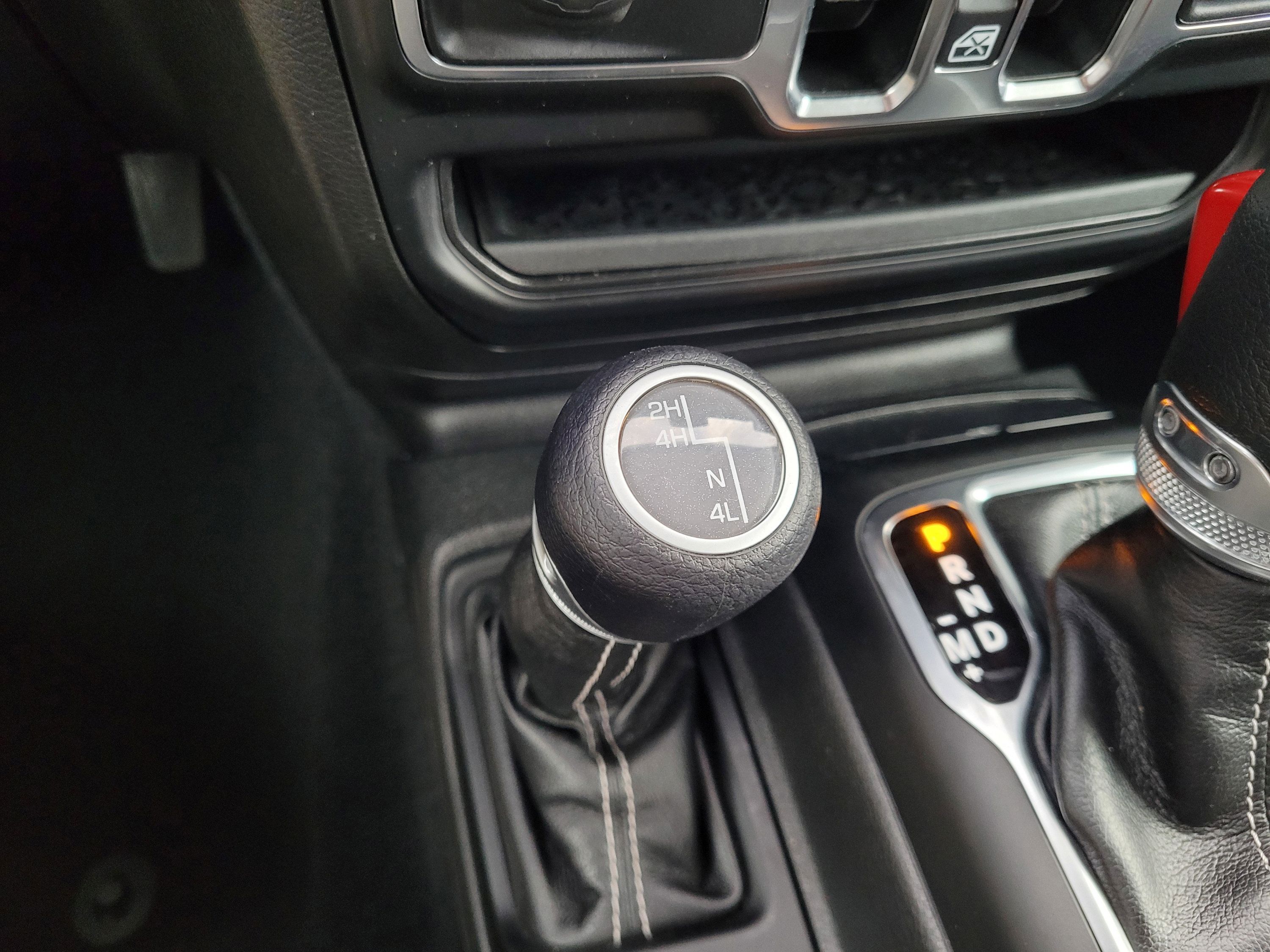 Used 2023 Jeep Gladiator Overland AWD/4WD image 25