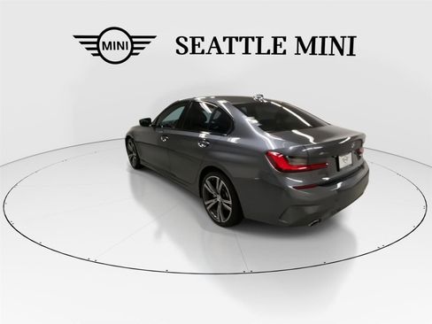 Used 2021 BMW 330e xDrive 330e xDrive w/ M Sport Package image 8