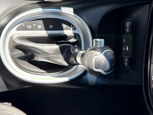 Used 2016 Kia Soul image 19