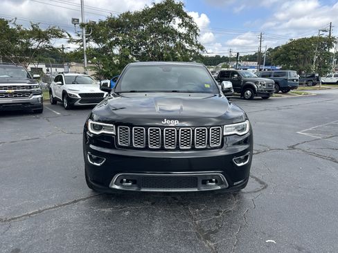 Used 2018 Jeep Grand Cherokee Overland AWD/4WD image 4