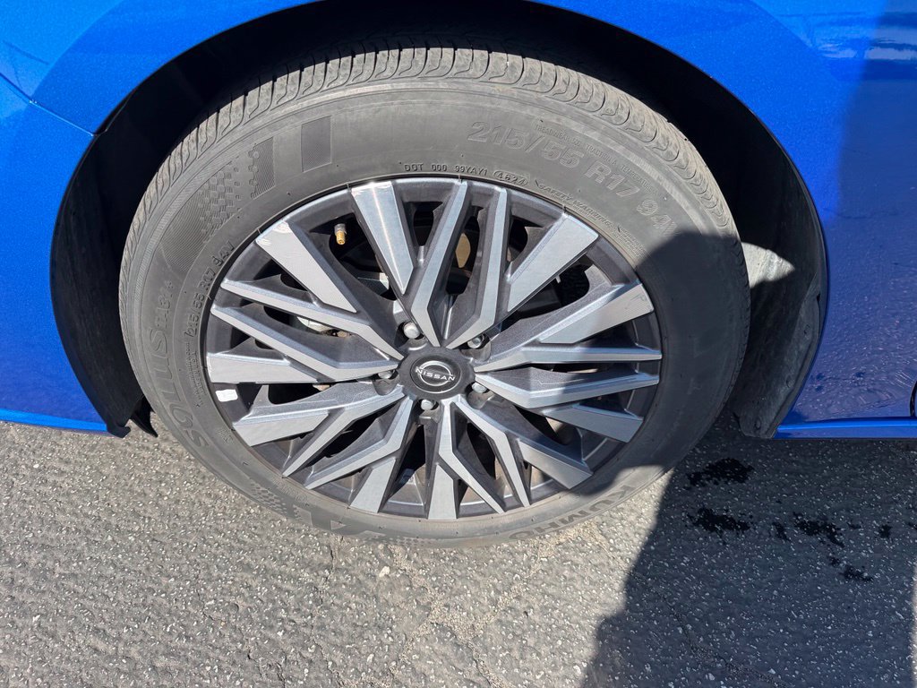 Certified 2025 Nissan Altima 2.5 SV FWD image 7