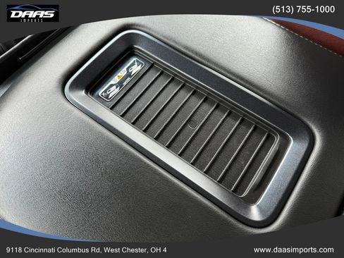 Used 2019 Chevrolet Suburban Premier w/ Premier Plus Edition AWD/4WD image 66