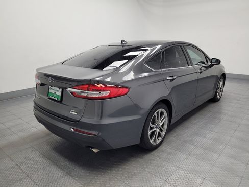 Used 2020 Ford Fusion SEL FWD image 9
