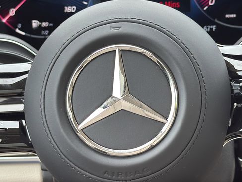 New 2026 Mercedes-Benz GLS 450 4MATIC image 43
