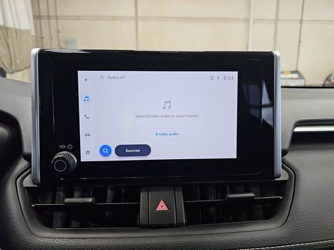 Used 2024 Toyota RAV4 LE image 21