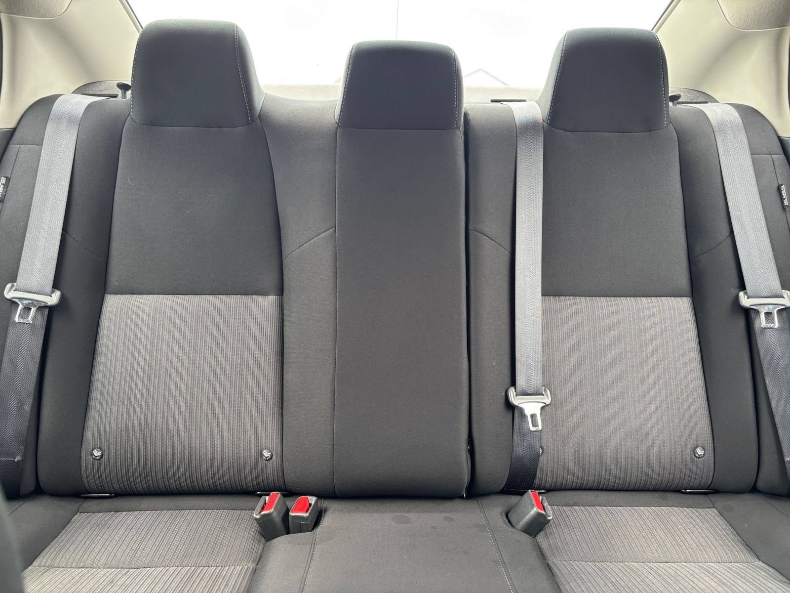 Used 2025 Nissan Sentra SV FWD image 36