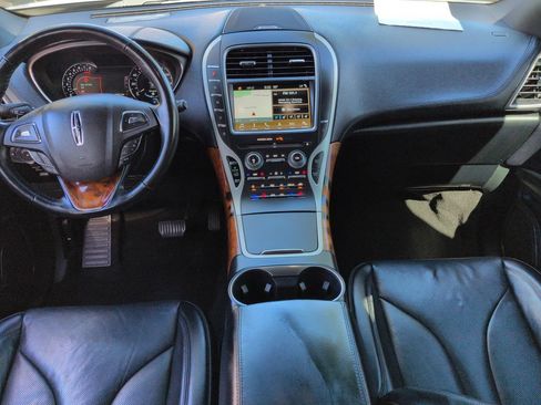 Used 2018 Lincoln MKX Reserve w/ Driver Assistance Package FWD image 15
