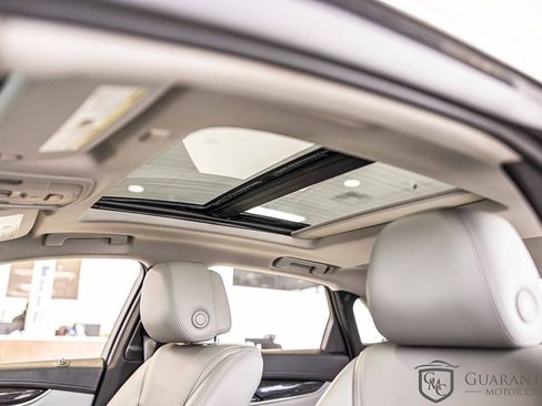 Used 2013 Cadillac XTS Luxury image 18