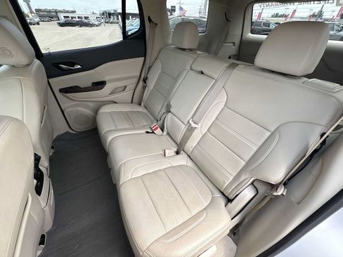 Used 2023 GMC Acadia Denali w/ Denali Ultimate Package AWD/4WD image 27