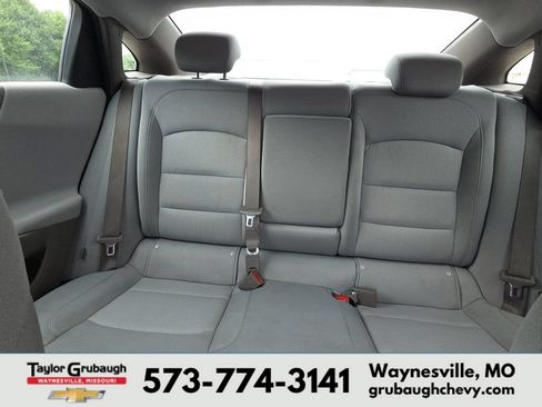 Used 2024 Chevrolet Malibu LT FWD image 25