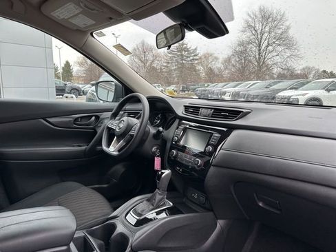 Certified 2020 Nissan Rogue S image 16