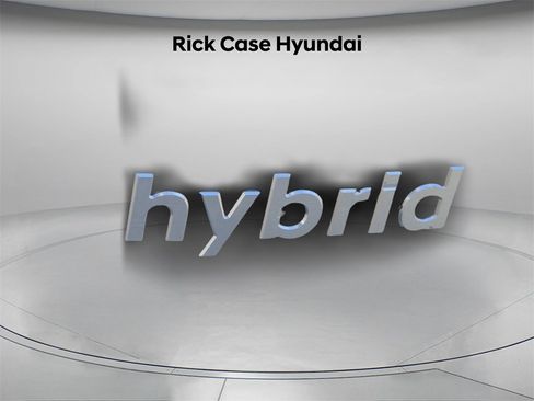 Certified 2025 Hyundai Santa Fe SEL image 9