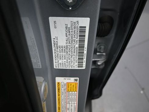 Certified 2025 Honda Accord LX image 18