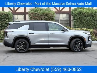 New 2027 Chevrolet Traverse LT w/ Midnight/Sport Edition