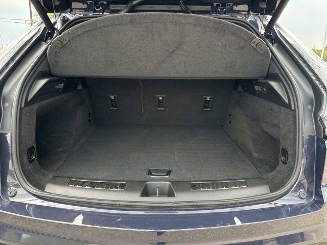 Certified 2024 Cadillac XT4 Sport FWD image 11