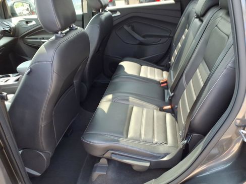 Used 2018 Ford Escape Titanium AWD/4WD image 14