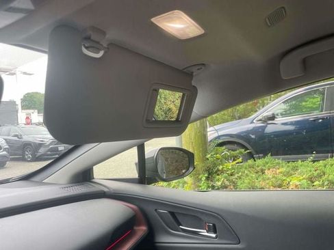 Used 2023 Toyota Prius Prime FWD image 33