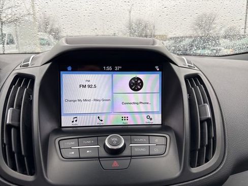 Used 2019 Ford Escape SEL image 17