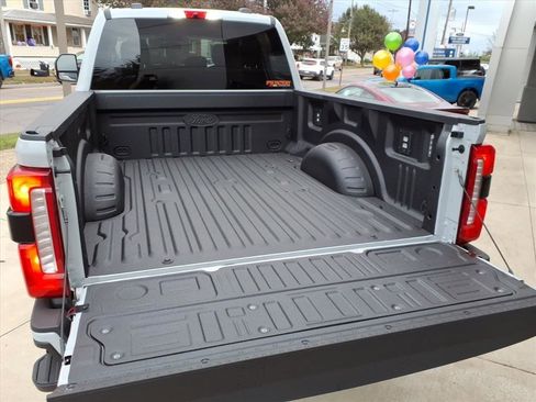 New 2026 Ford F250 XLT w/ XLT Premium Package image 6