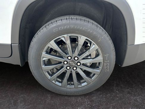 Used 2023 Chevrolet Traverse RS AWD/4WD image 27