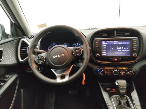 Used 2022 Kia Soul LX FWD image 22