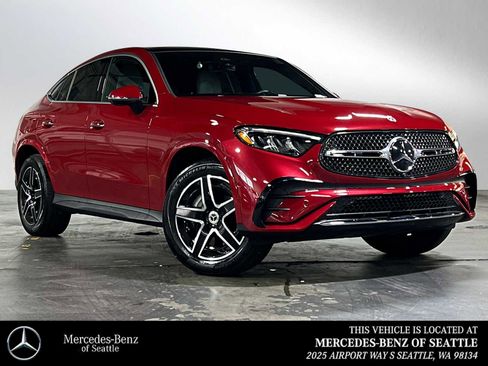 Certified 2025 Mercedes-Benz GLC 300 GLC 300 image 1