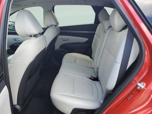 Certified 2023 Hyundai Tucson Limited FWD image 10