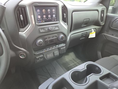 Used 2025 Chevrolet Silverado 2500 Custom w/ Custom Convenience Package AWD/4WD image 31