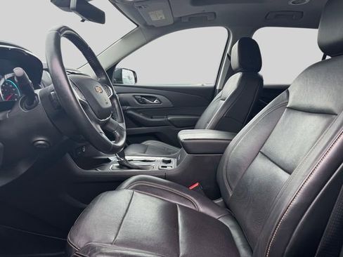 Used 2018 Chevrolet Traverse Premier image 21