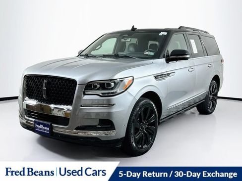 Certified 2023 Lincoln Navigator Black Label AWD/4WD image 3