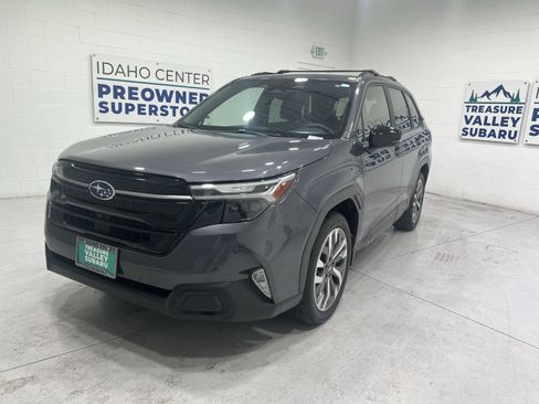 Certified 2025 Subaru Forester Touring w/ Protection Package (1PH) AWD/4WD image 4