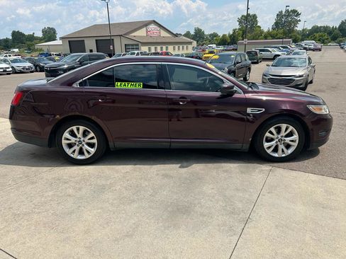 Used 2011 Ford Taurus SEL FWD image 4