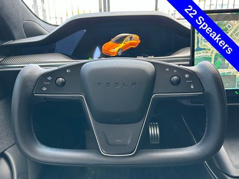 Used 2021 Tesla Model S Plaid image 11