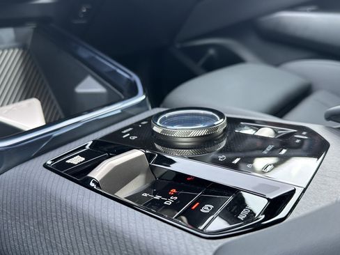 Used 2025 BMW X3 xDrive30i image 27