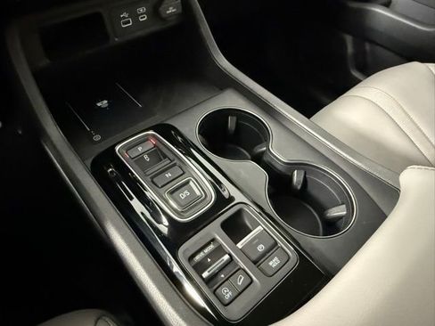 Used 2023 Honda Pilot EX-L image 25