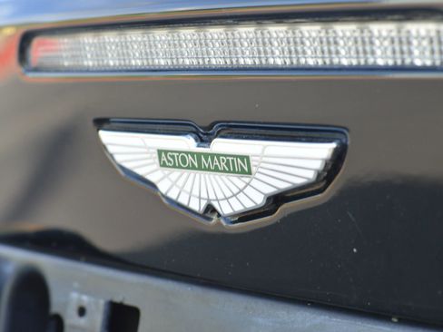 Used 2005 Aston Martin DB9 Volante image 19