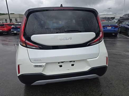 Certified 2024 Kia Soul LX w/ Option Group 015 FWD image 7