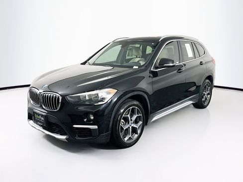 Used 2018 BMW X1 sDrive28i w/ Convenience Package image 3