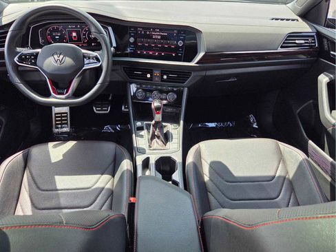 Used 2024 Volkswagen Jetta GLI Autobahn FWD image 11