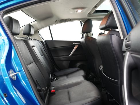 Used 2012 MAZDA MAZDA3 i Grand Touring w/ Tech Pkg FWD image 12