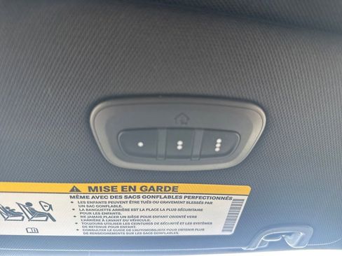 New 2026 Chrysler Pacifica Limited image 25