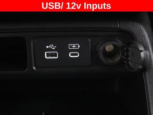 Used 2025 Honda Pilot Black Edition image 26